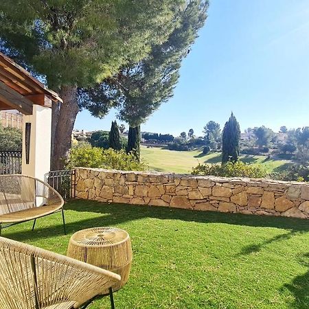 Superbe Villa-Domaine Avec Golf Piscine Et Tennis Saint-Cyr-sur-Mer Esterno foto