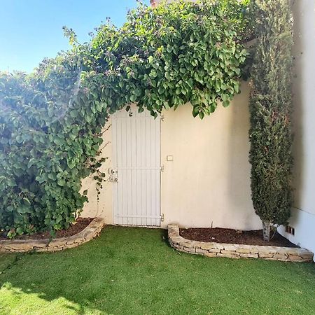 Superbe Villa-Domaine Avec Golf Piscine Et Tennis Saint-Cyr-sur-Mer Esterno foto