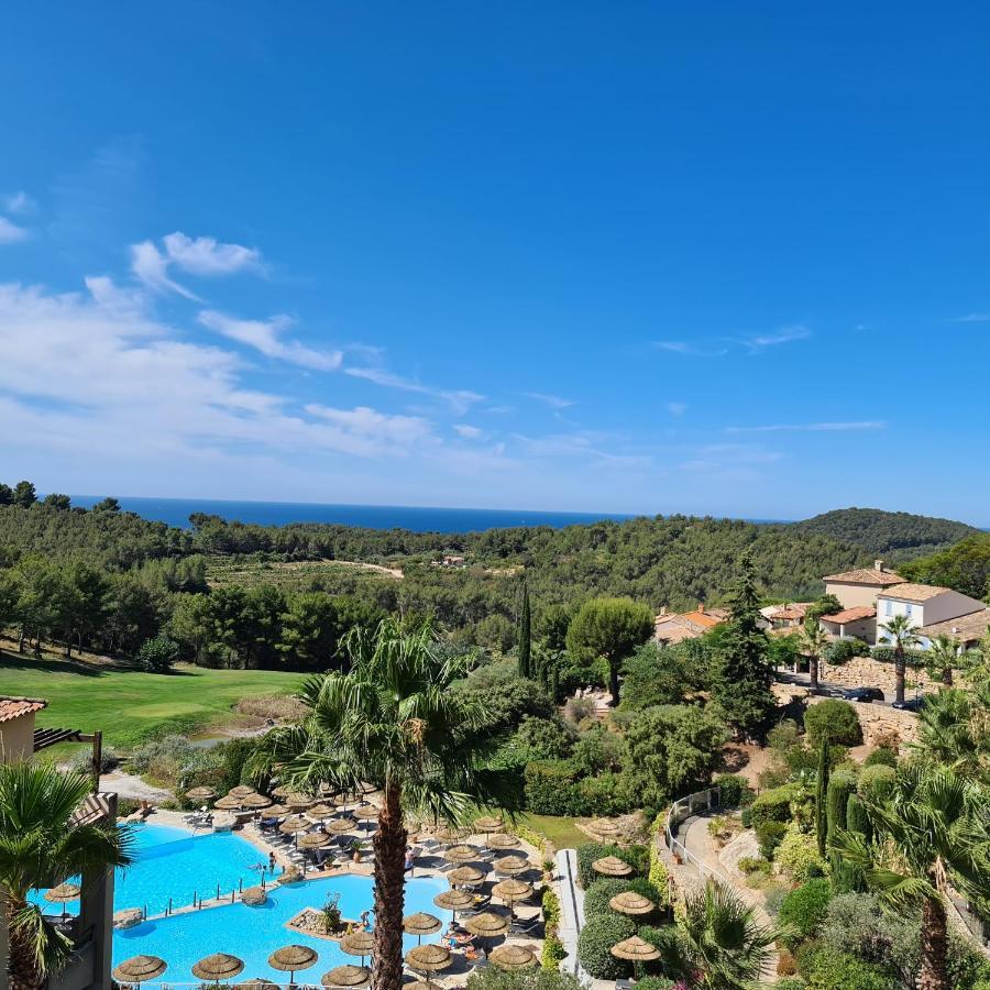 Superbe Villa-Domaine Avec Golf Piscine Et Tennis Saint-Cyr-sur-Mer Esterno foto