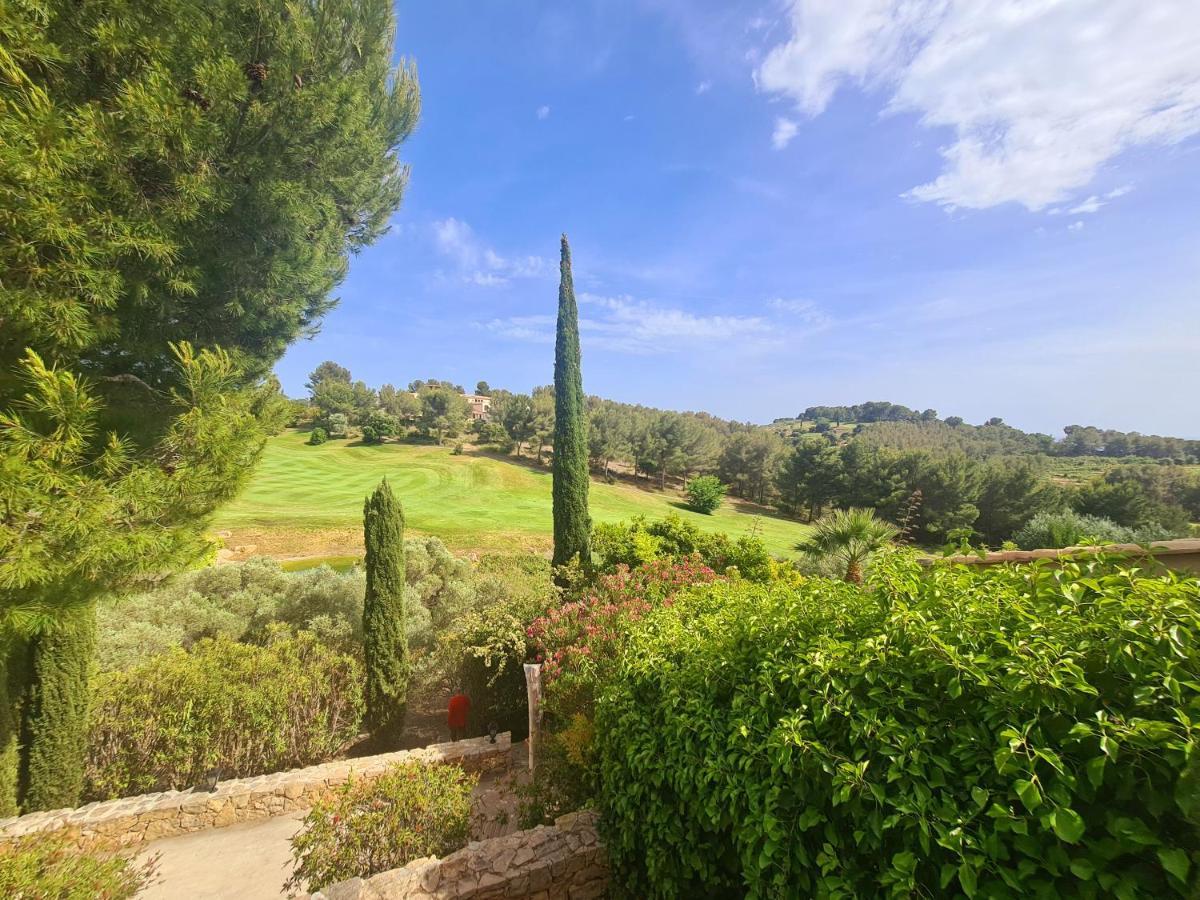 Superbe Villa-Domaine Avec Golf Piscine Et Tennis Saint-Cyr-sur-Mer Esterno foto