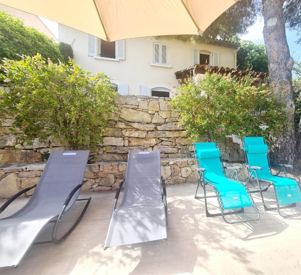 Superbe Villa-Domaine Avec Golf Piscine Et Tennis Saint-Cyr-sur-Mer Esterno foto