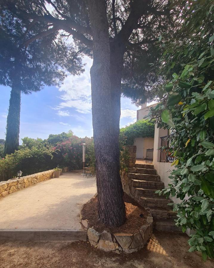 Superbe Villa-Domaine Avec Golf Piscine Et Tennis Saint-Cyr-sur-Mer Esterno foto