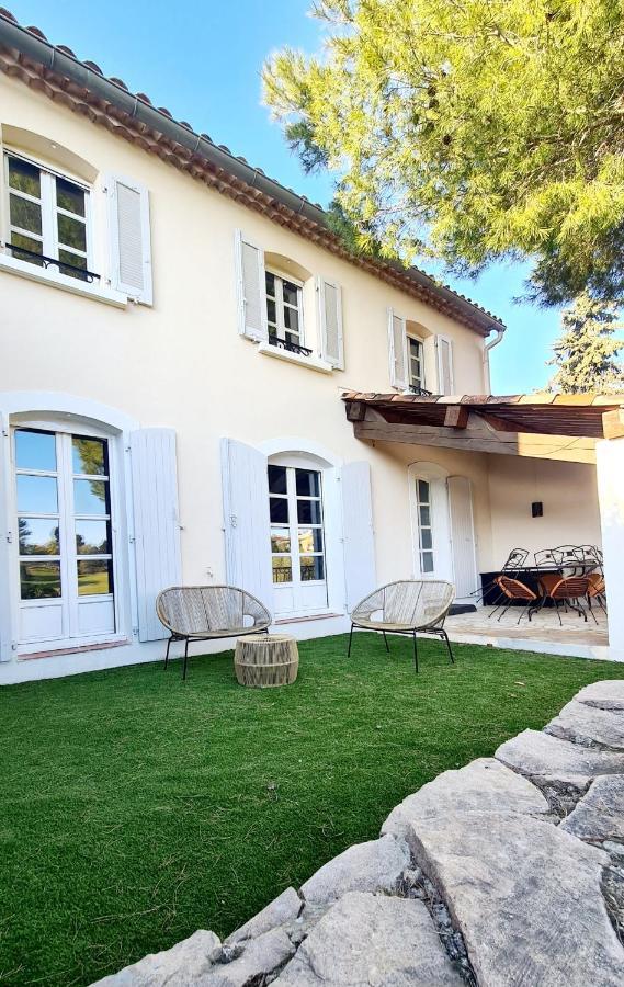 Superbe Villa-Domaine Avec Golf Piscine Et Tennis Saint-Cyr-sur-Mer Esterno foto