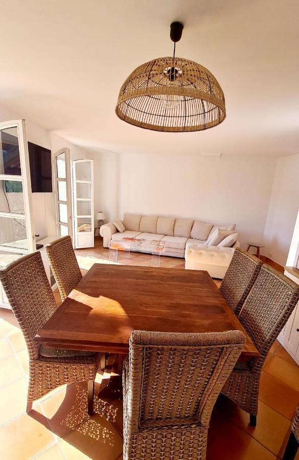 Superbe Villa-Domaine Avec Golf Piscine Et Tennis Saint-Cyr-sur-Mer Esterno foto